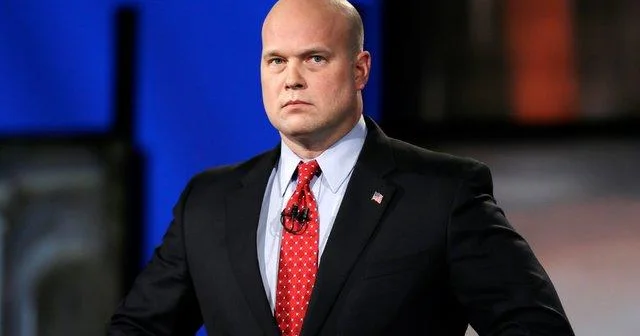 Bu, Putinin zəif tərəfidir Uitaker