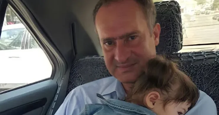 Başdaşındakı təbəssüm: Səbuhinin qəlibsiz 55 ili