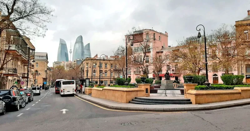 Bu adların dəyişdirilməsi zamanı dövlət dilinin normaları nəzərə alınacaq