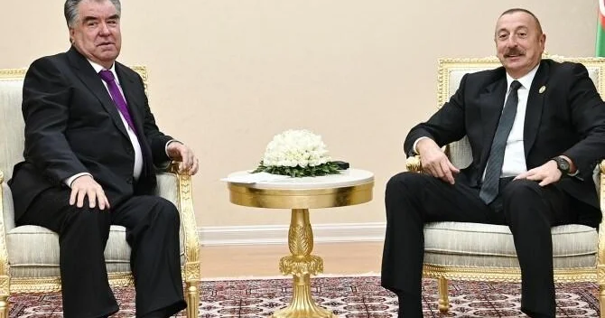 İlham Əliyev İmaməli Rəhmanla təkbətək görüşdü
