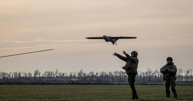 “Ukraynanın uzaqmənzilli FPV dronları döyüş meydanını dəyuşir“ “Forbes“