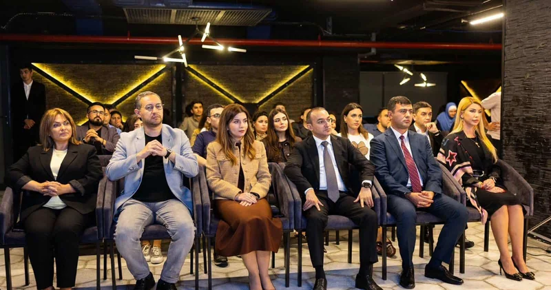 “Süni və təbii zəka”: Görüş baş tutub