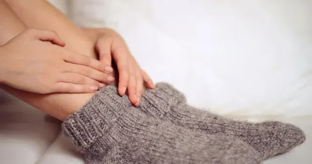 Ayaqların daima soyuq olması təhlükəlidir?