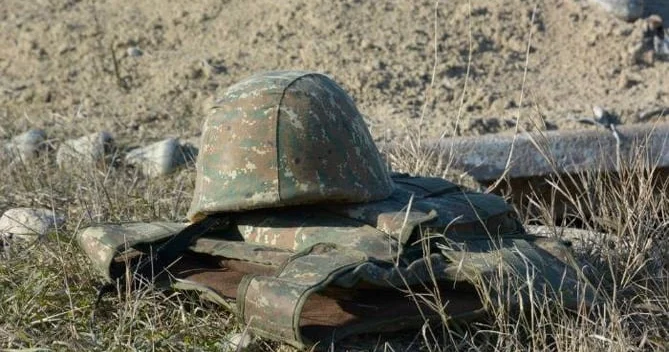 Daha bir erməni hərbçi intihar edib