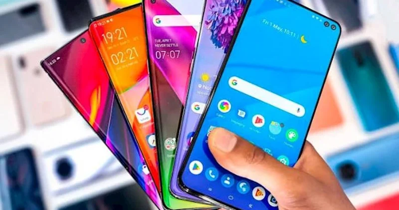 Minlərlə smartfonun beyninə əvvəlcədən zərərli proqram yüklənibmiş