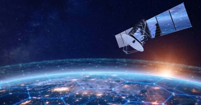 Çin SatNet internet peyklərini orbitə çıxardı