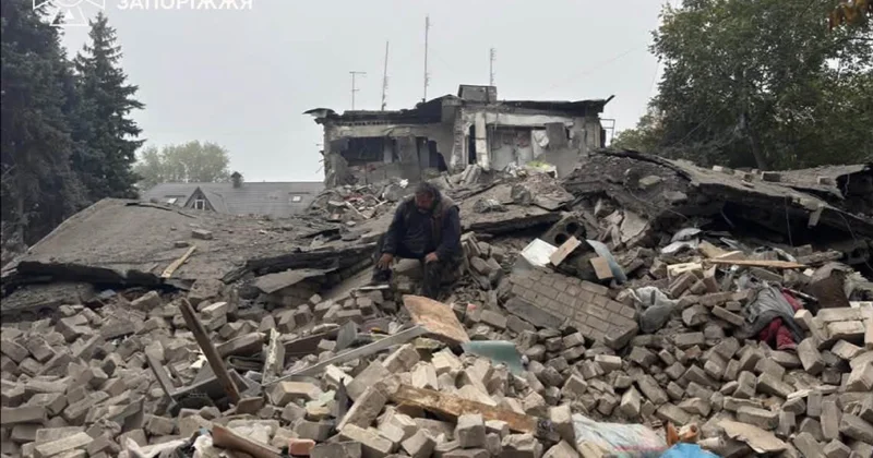 Ukraynanın Zaporojye vilayətində hava hücumu nəticəsində ölənlərin sayı səkkiz nəfərə çatıb