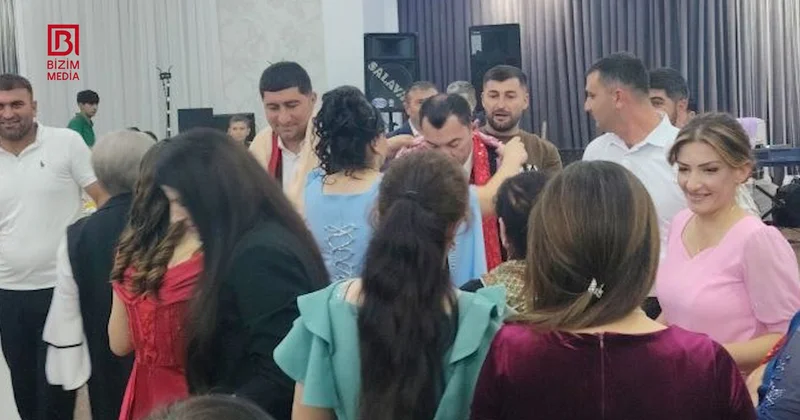 Qaxda qədim adət məşhur jurnalistin toyunda yenidən yaşadıldı VİDEO