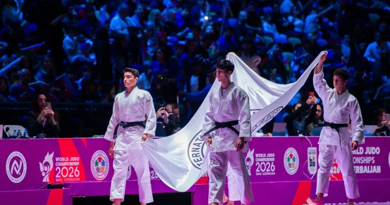 Beynəlxalq Cüdo Federasiyasının bayrağı dünya çempionatının növbəti ev sahibinə təhvil verilib FOTO