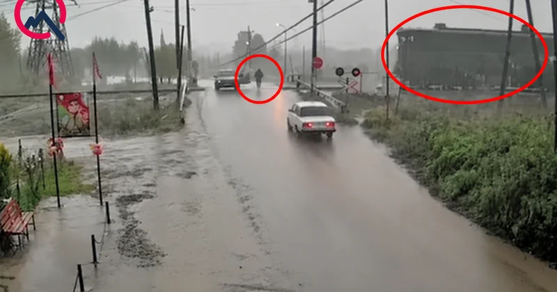 Maşından son anda qaçmasaydı, faciə ola bilərdi Ölümlə üz üzə qaldı+Video