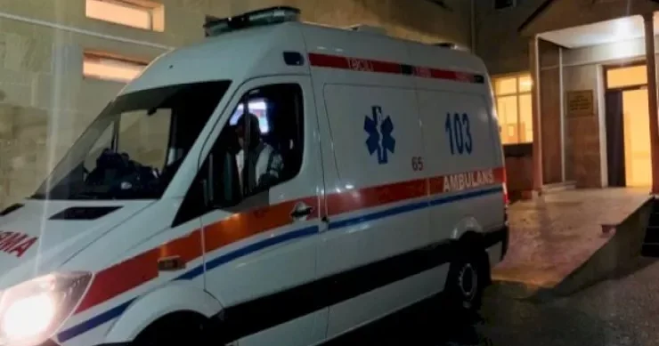 Bakı Qazax magistralında qəza: Bir nəfər ağır yaralandı