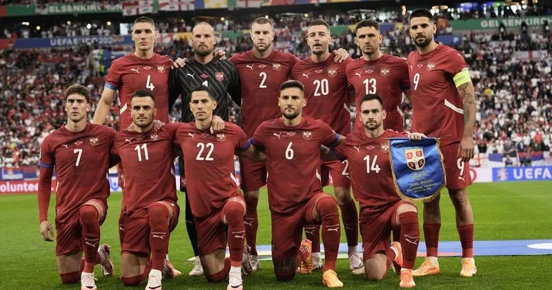 UEFA Serbiya millisini ağır cəzalandırdı: Azarkeşsiz oyun və 130 min avro cərimə