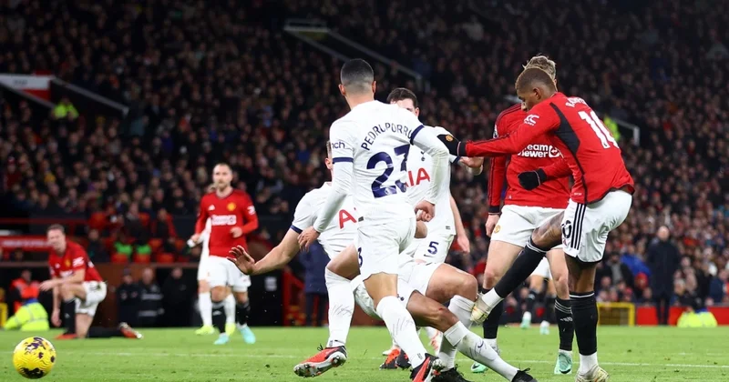 “Mançester Yunayted” “Tottenhem”lə, “Real Madrid” isə “Vilyarreal”la qarşılaşacaq AFİŞA