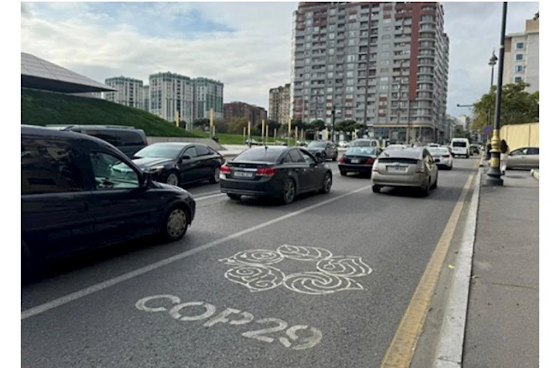 Sabahdan bu yollar bağlanır SİYAHI