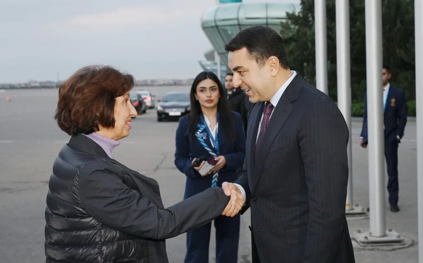 Şimali Makedoniyanın Prezidenti Azərbaycana gəlib FOTO