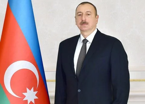 İlham Əliyev Surinam Prezidenti ilə görüşüb