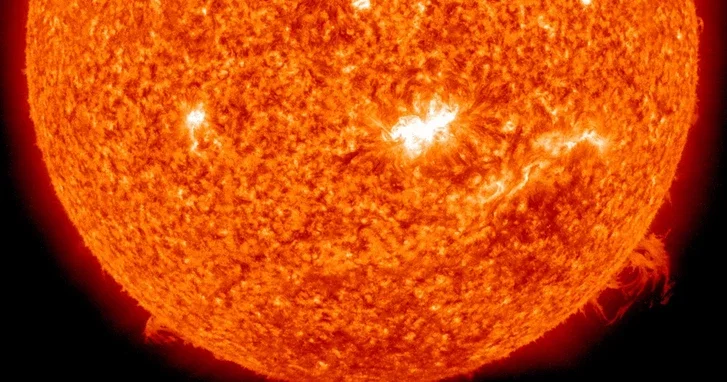 На Солнце зафиксирована вспышка высшего класса опасности