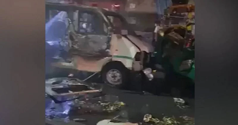 Avtomobildə partlayış nəticəsində 8 nəfər həlak olub, 24 nəfər yaralanıb