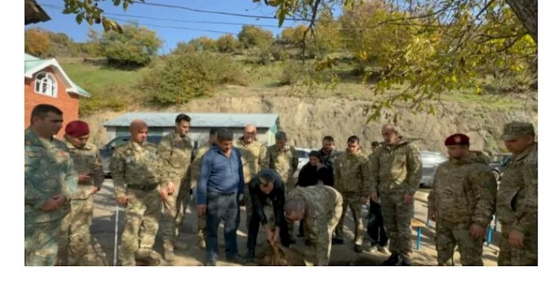 Xüsusi Təyinatlı Qüvvələrin qaziləri, Milli Qəhrəman Pəncəli Teymurovun anasını ziyarət edib, qurban kəsdilər FOTOLAR