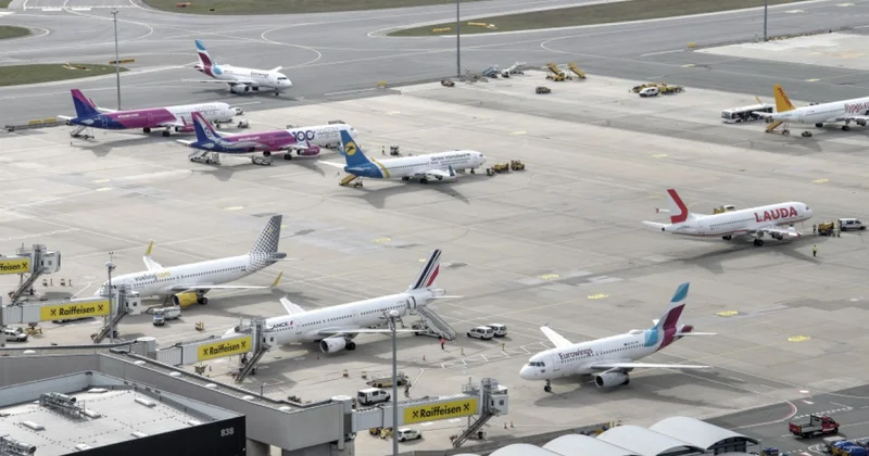 ABŞ bir gündə 2 mindən çox uçuşu ləğv etdi