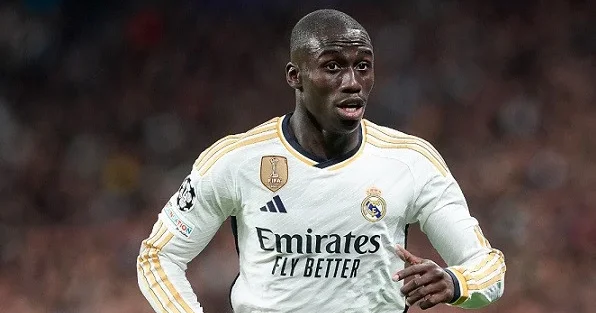 “Atletiko” “Real”ın müdafiəçisi ilə maraqlanır