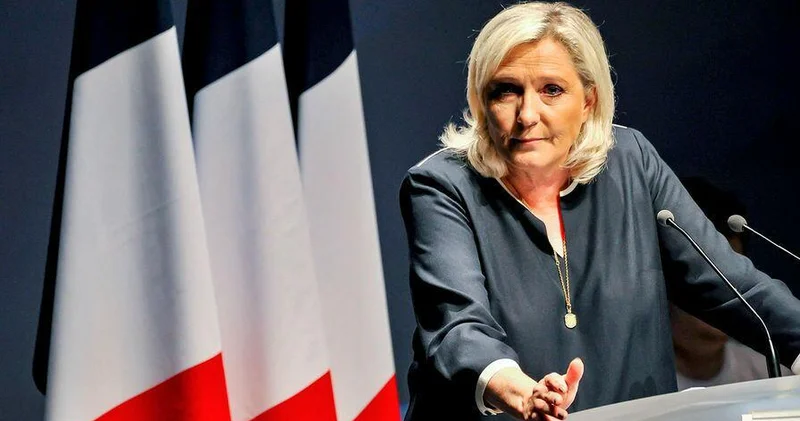 Госсовет Франции подтвердил отзыв полномочий советника департамента у Ле Пен