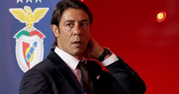 Prezident postunu qorudu