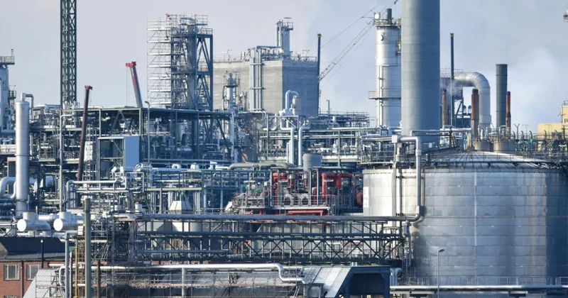 Almaniyanın kimya sənayesində son 30 ilin ən zəif göstəricisi qeydə alınıb