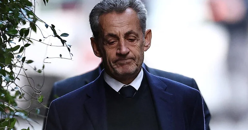 Николя Саркози перевели под домашний арест