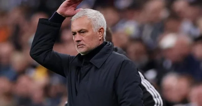 Mourinyo mənim üçün əsl örnəkdir