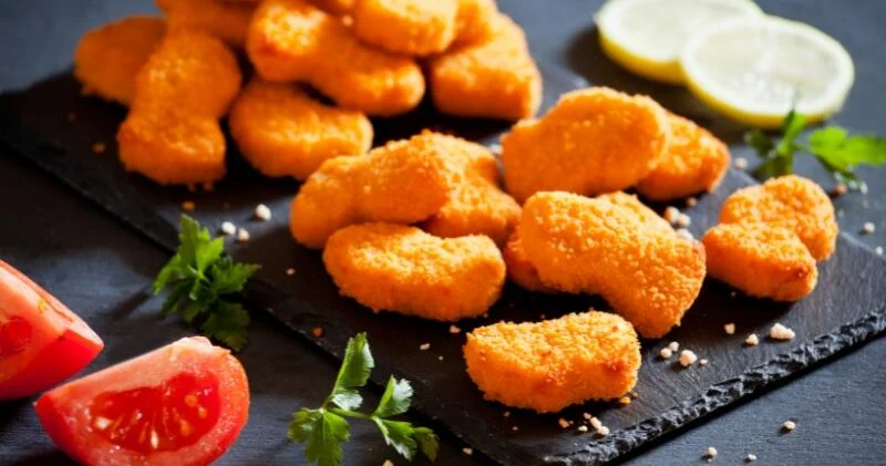 Названа безопасная месячная норма наггетсов