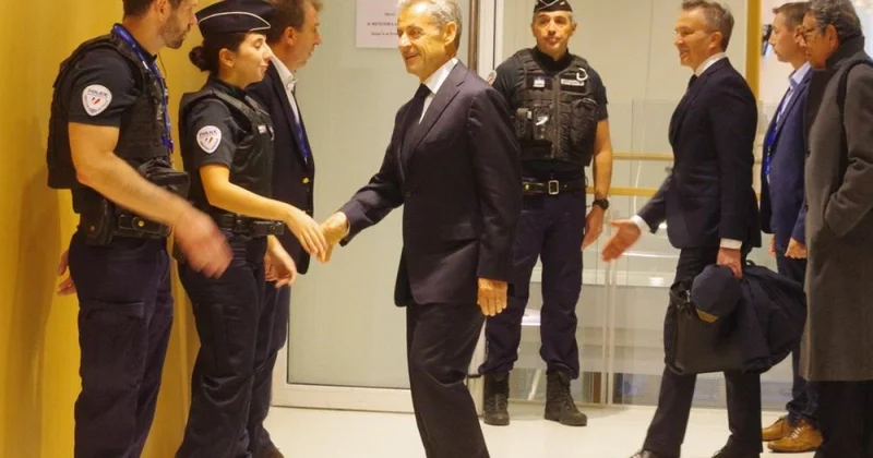 Экс президент Франции может выйти из тюрьмы