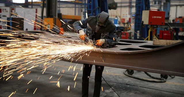 Türkiyədə sənaye istehsalı azalıb