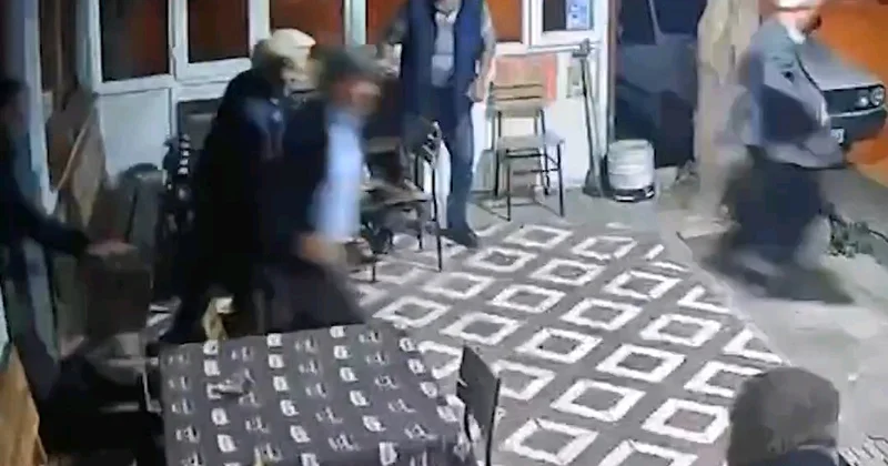 4.9 ballıq zəlzələ anı GÖRÜNTÜ