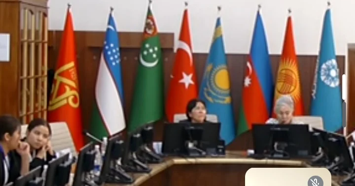 Faiq Ələkbərli “Yusif Balasaqunlunun sosial fəlsəfi görüşləri və Türk fəlsəfəsi” mövzusunda məruzə edib