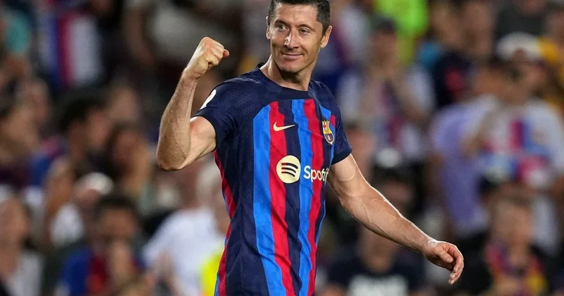 Levandovski Barselona dakı qolların sayına görə Neymarı geridə qoyub