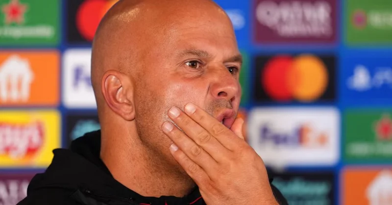 “Liverpul” baş məşqçisi qərardan narazıdır, Van Deyk isə münasibət bildirmədi VİDEO