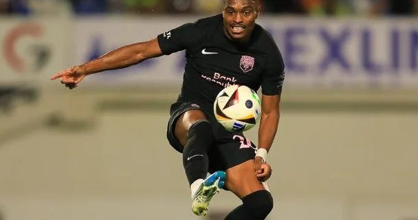 Coy Lens Mikels: Baş məşqçimiz oyunumuzdan narazı qalıb