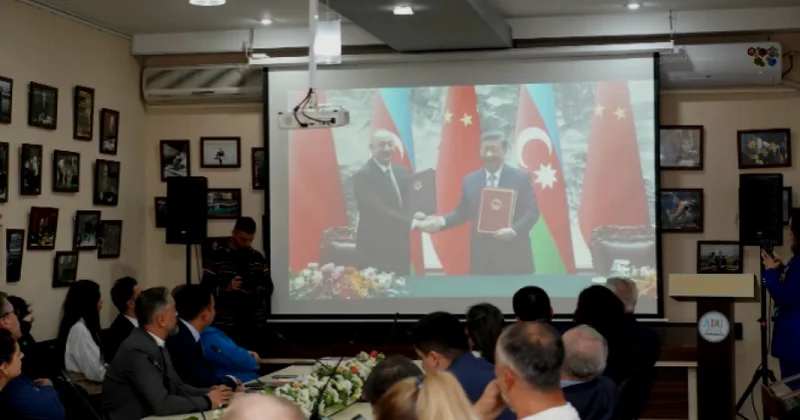 ADU da Çinin “Bir kəmər, bir yol” təşəbbüsü haqqında film nümayiş etdirilib