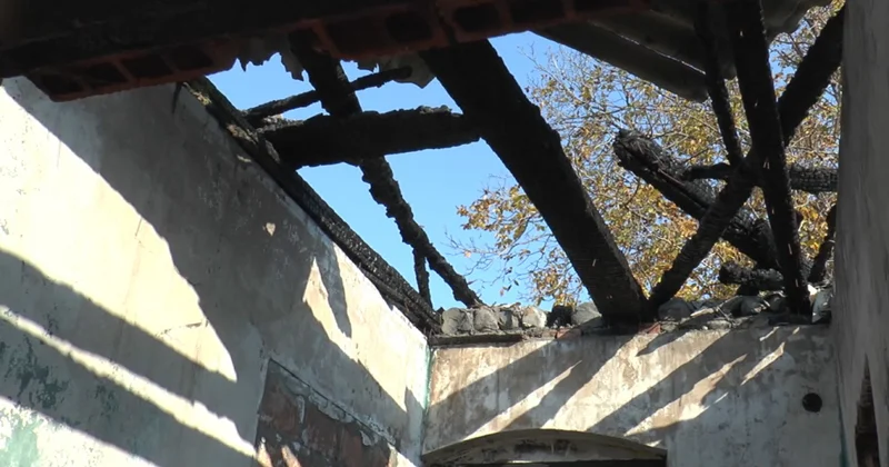 Zaqatalada qardaşı oğlunun əmlakını yandırmaqda şübhəli bilinən əmi saxlanılıb VİDEO