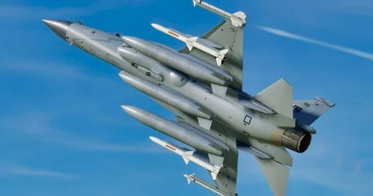 Azərbaycan səmasının yeni şahinləri KONKRET