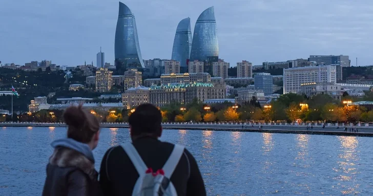 Сколько туристов посетило Азербайджан из стран Центральной Азии?