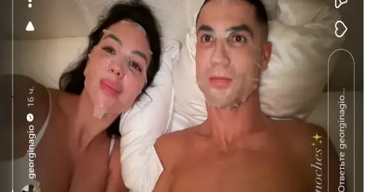 Qeyri adi: Nişanlısı Kriştiano Ronaldonun yatmazdan əvvəl nə etdiyini göstərdi