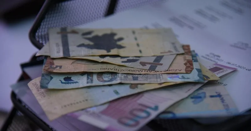 Sənaye və istehsal sektoruna kredit qoyuluşları artıb