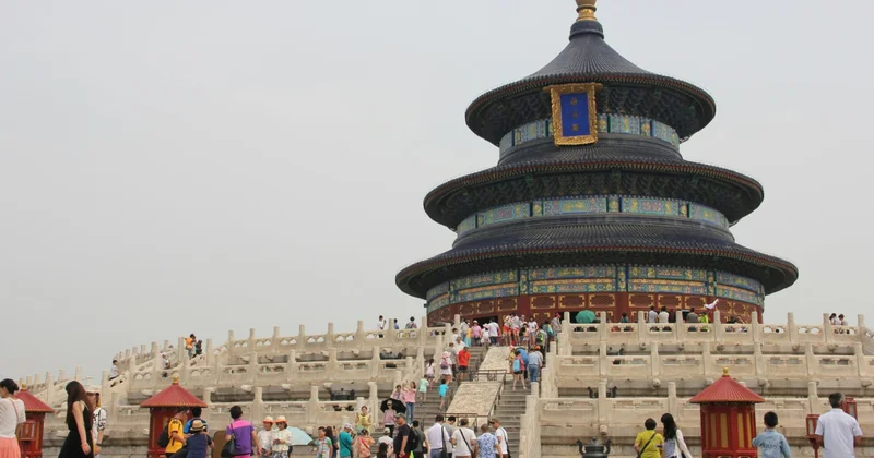 Россияне повалили в Китай