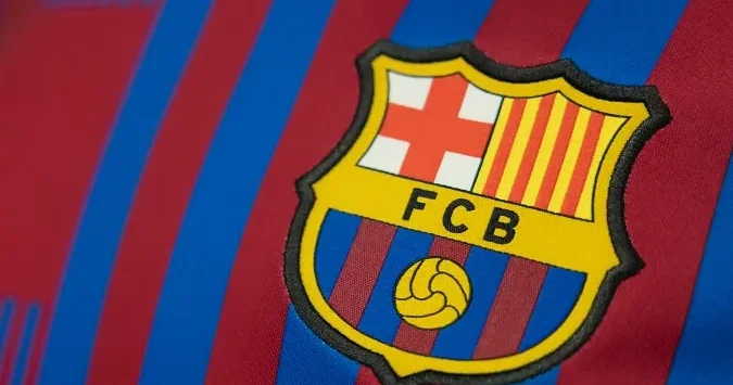 Barselona Borussiya nın müdafiəçisini yanvarda transfer etmək istəyir