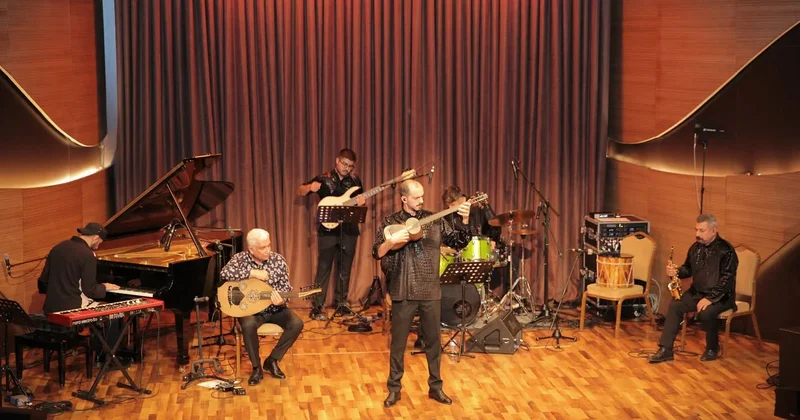 В Баку прошел вечер патриотической музыки Наша славная история Победы (ФОТО)