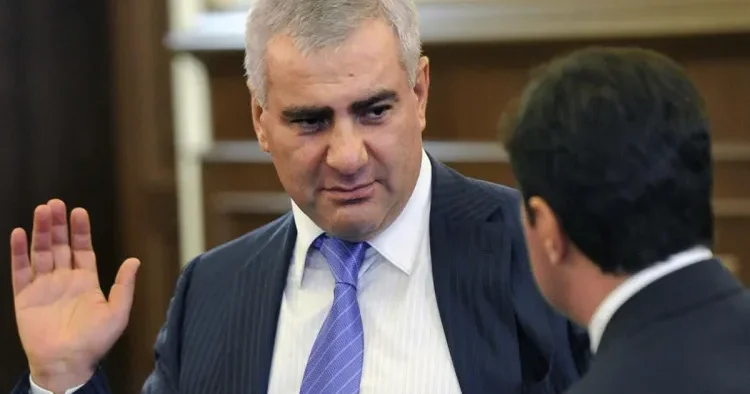 Karapetyan “Ermənistan Elektrik Şəbəkələri”ni idarə etməkdən məhrum edilə bilər