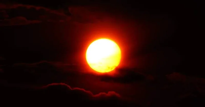 Более 10 вспышек произошли на Солнце за сутки