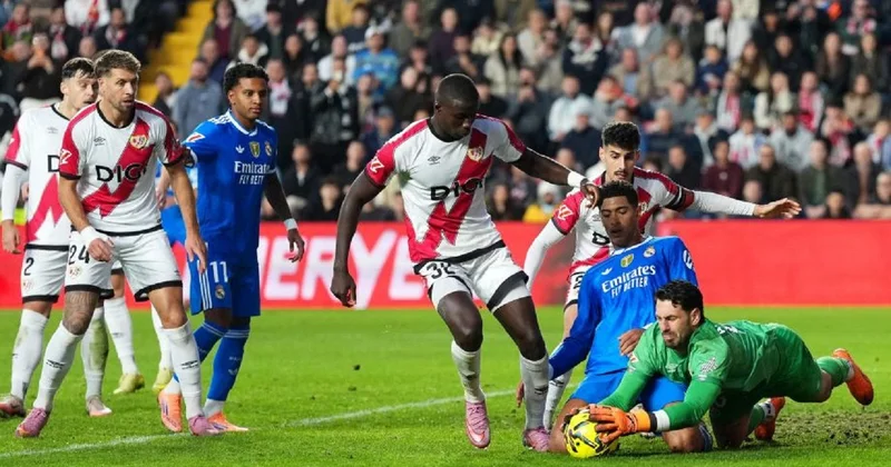 Ardıcıl 2 oyunda qol vura bilməyən Real Madrid in baş məşqçisi belə danışdı